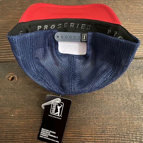 NWT Pga Tour Pro Series Golf Hat Cap Chili Pepper Red OS Officially Licensed - Picture 2 of 4